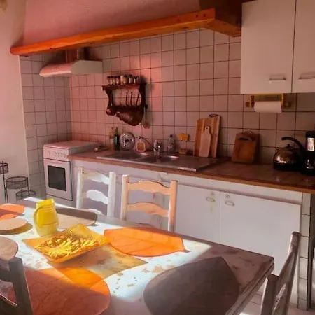 Maison Cosy Et Conviviale, Le B7