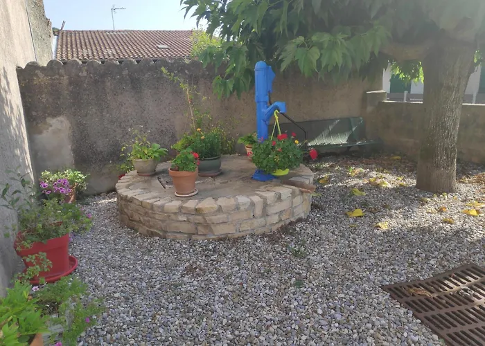 Apartman Maison Cosy Et Conviviale, Le B7 Besset