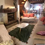 Maison Cosy Et Conviviale, Le B7 Apartment Besset