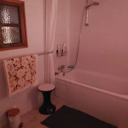Apartment Maison Cosy Et Conviviale, Le B7 *