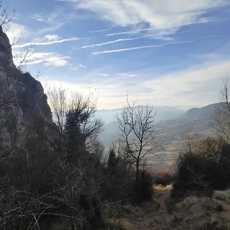 Maison Cosy Et Conviviale, Le B7 *