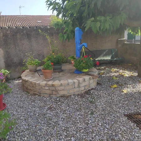 Apartment Maison Cosy Et Conviviale, Le B7 Besset